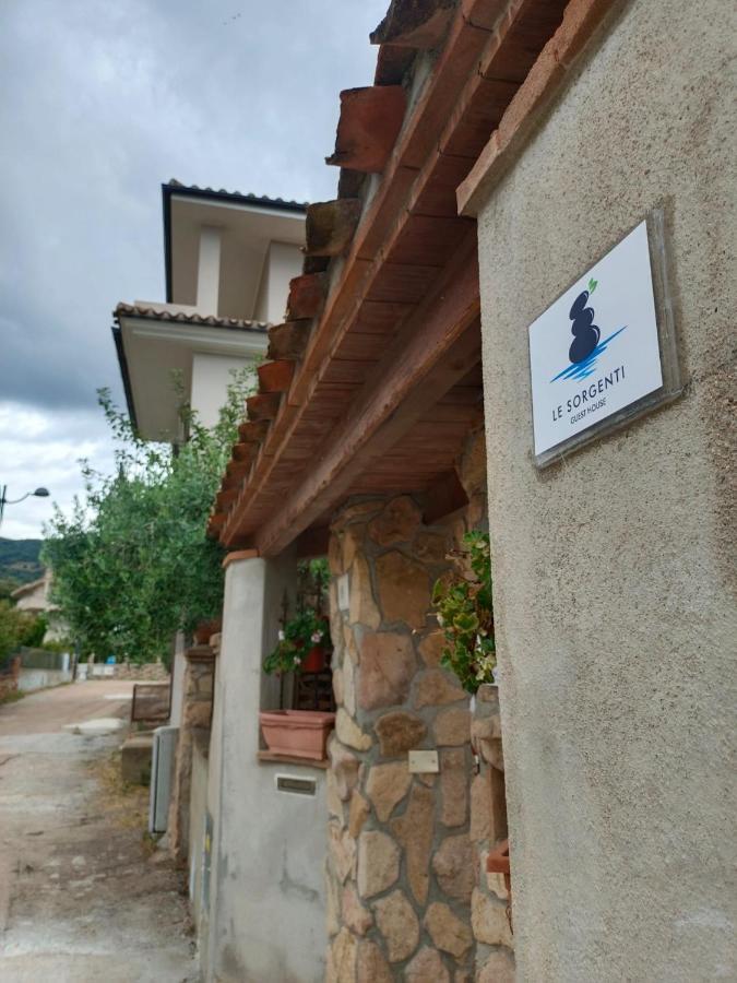 Le Sorgenti Guest House Ilbono Eksteriør billede